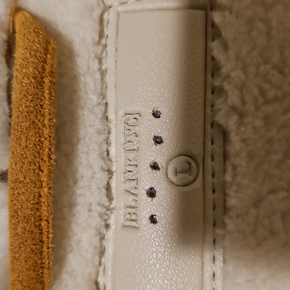 Anthropologie Blank NYC Faux Suede Tan and Cream Sherpa Lined Vest Sz L - Picture 11 of 11